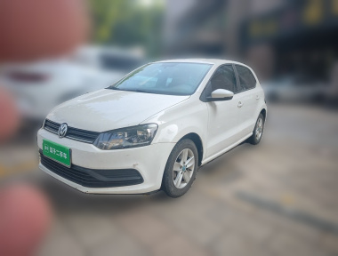 Volkswagen Polo 2015 Volkswagen Polo 2015 car image