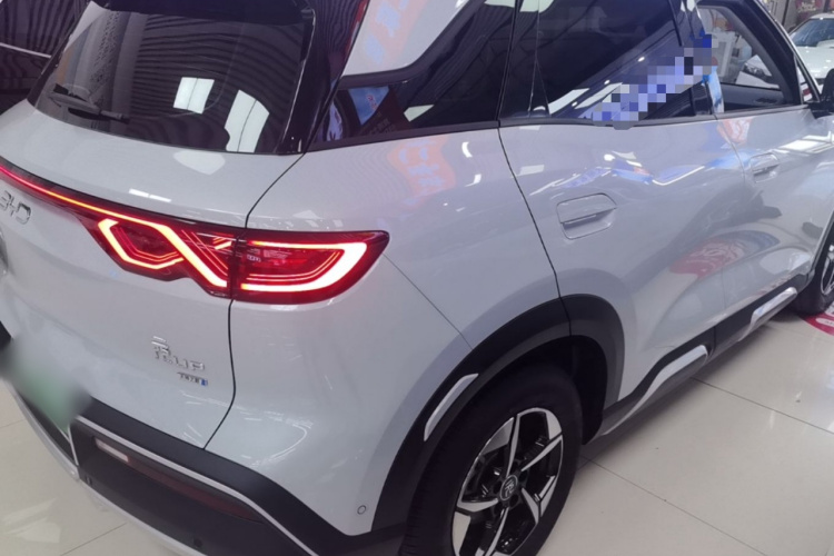 BYD YuanUP 2025 car image #7