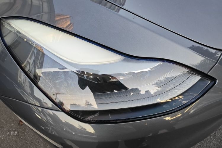 Tesla Model Y 2021 car image #8