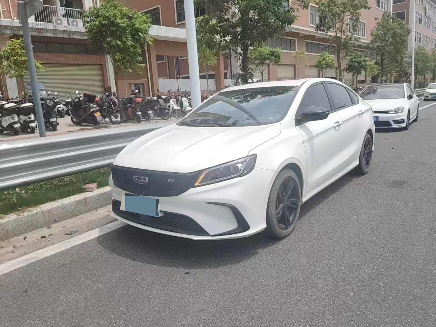 GEELY Binray 2021 GEELY Binray 2021 immagine di auto