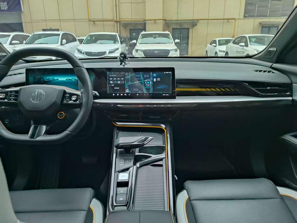 MG 5 Scorpio 2022 car image #6