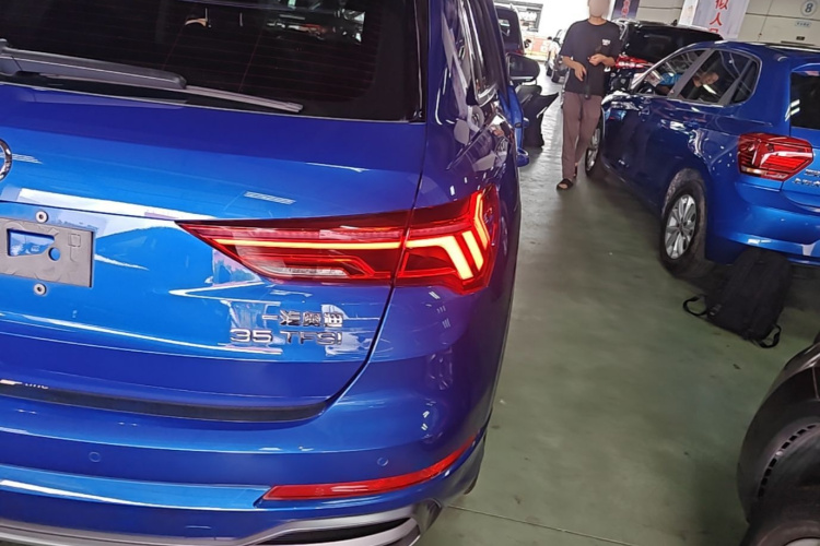 Audi Q3 2020 #8 Audi Q3 2020 car image #8