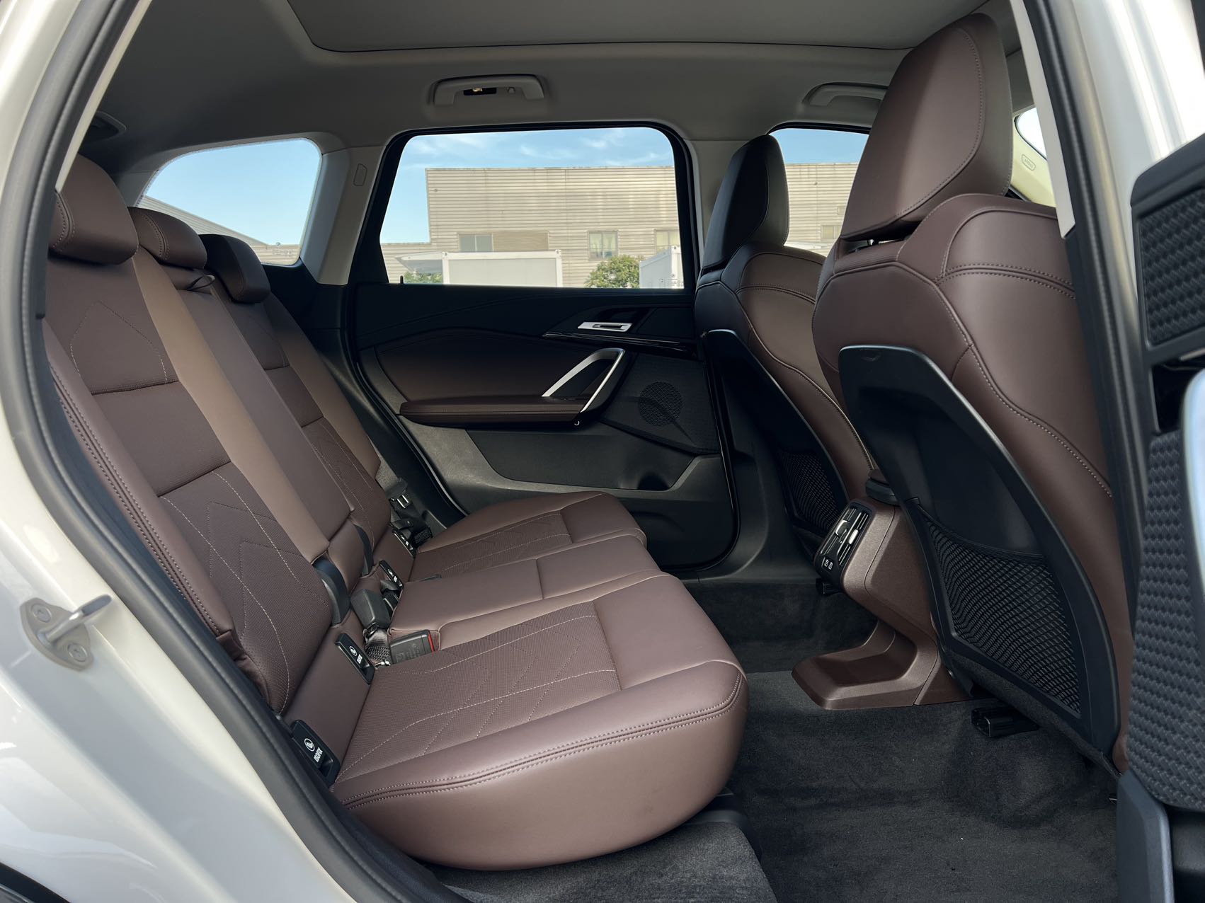 BMW X1 2023 car image #10