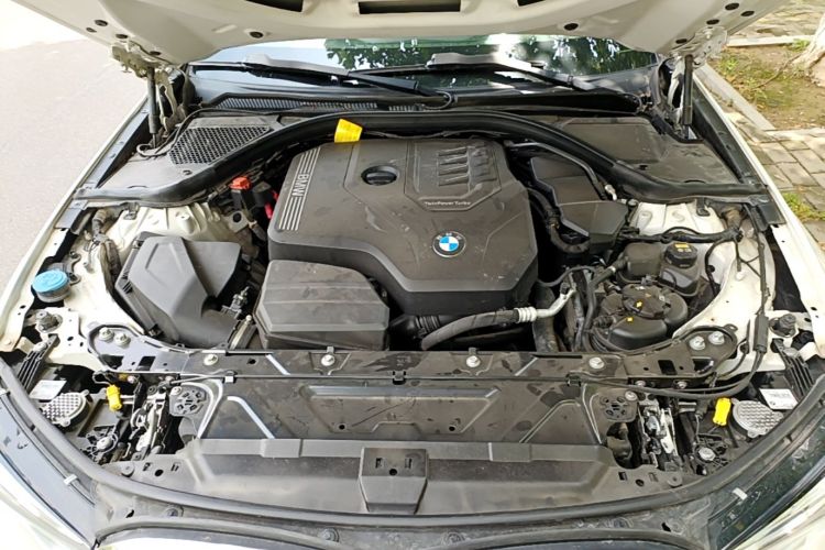 BMW 3 Series 2020 #20 BMW 3 Series 2020 car image #20