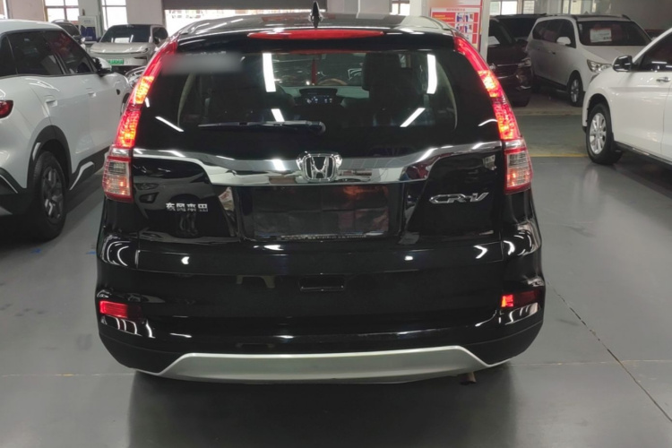 Honda CR-V 2017 immagine di auto #6