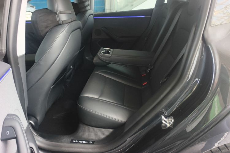 Tesla Model 3 2024 immagine di auto #17
