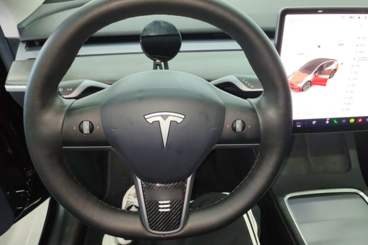 Tesla Model Y 2022 car image #11
