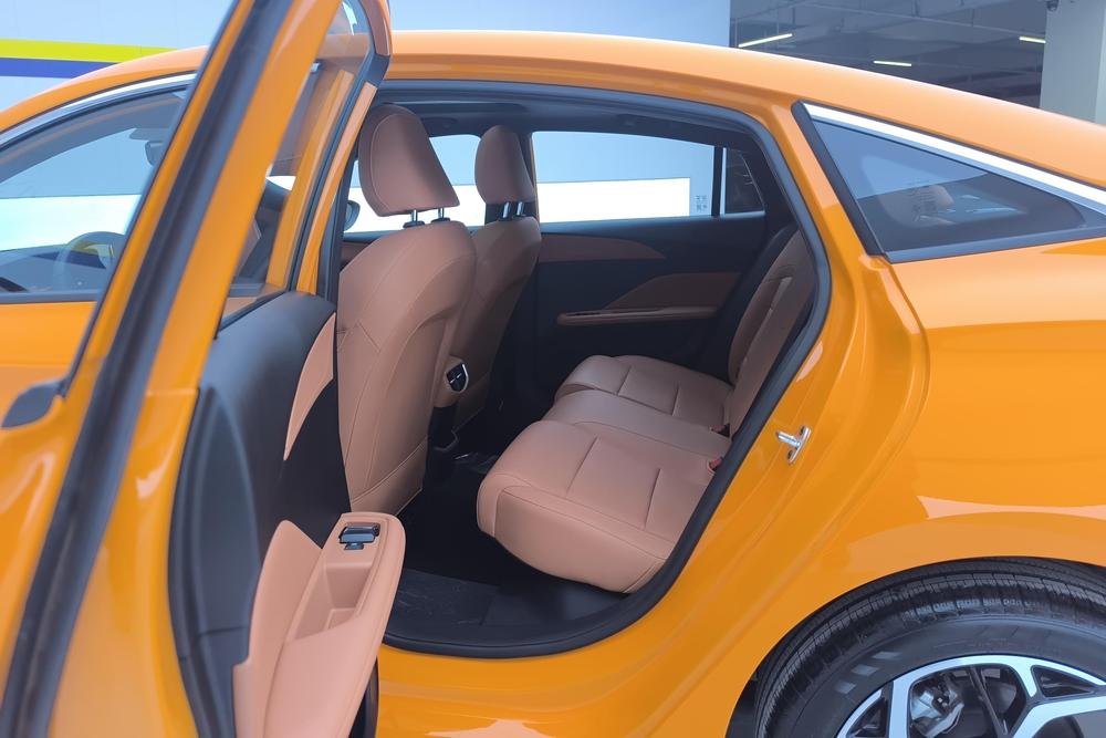MG 5 2025 car image #16