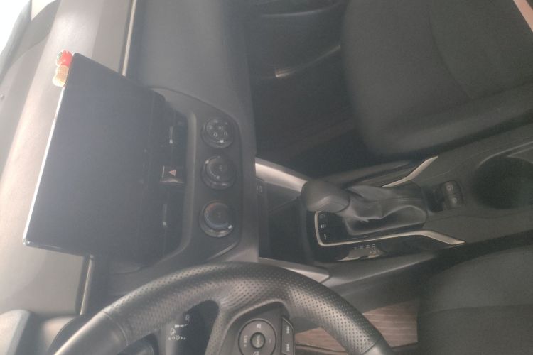 Toyota Corolla Cross 2024 car image #13