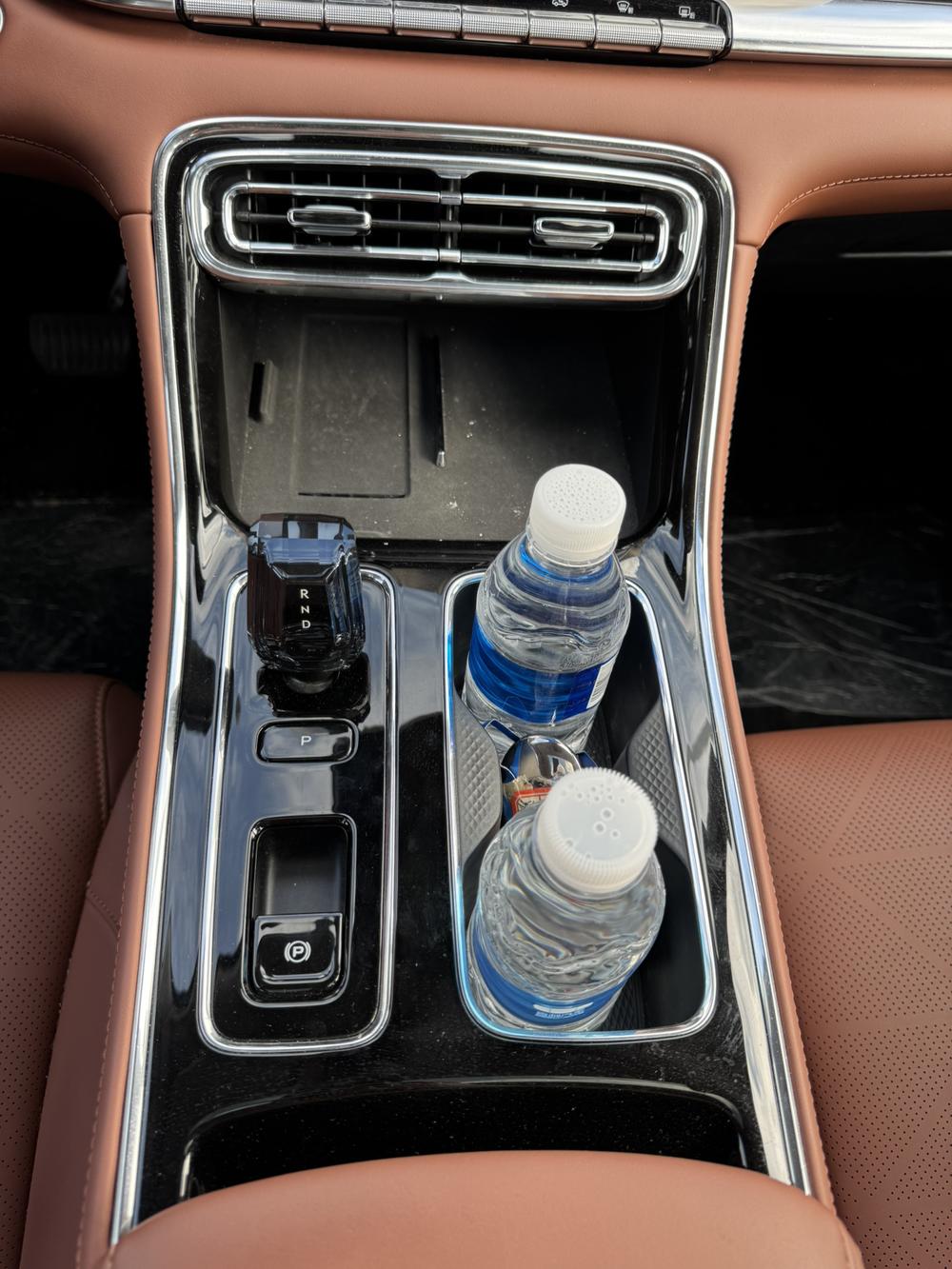 GEELY Emgrand 2025 #16 GEELY Emgrand 2025 car image #16