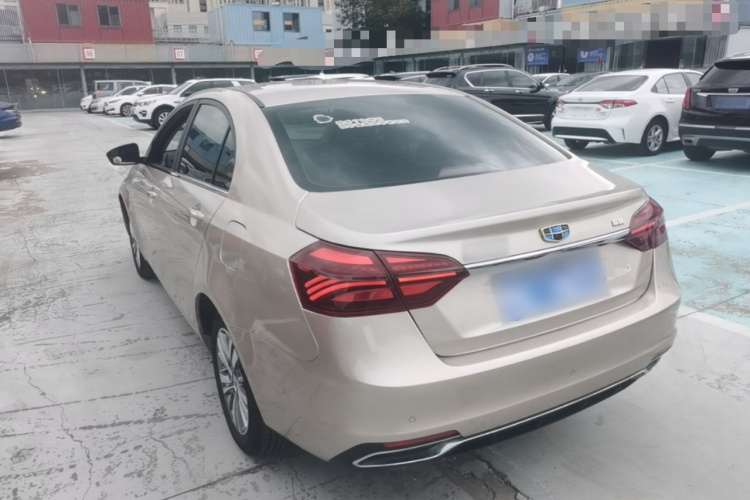 GEELY Emgrand 2018 car image #5