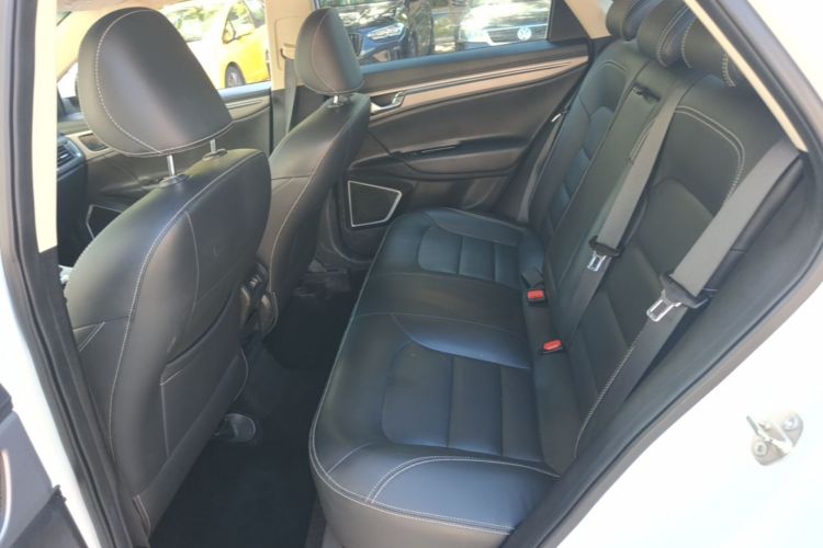 GEELY Emgrand GL 2019 #17 GEELY Emgrand GL 2019 immagine di auto #17