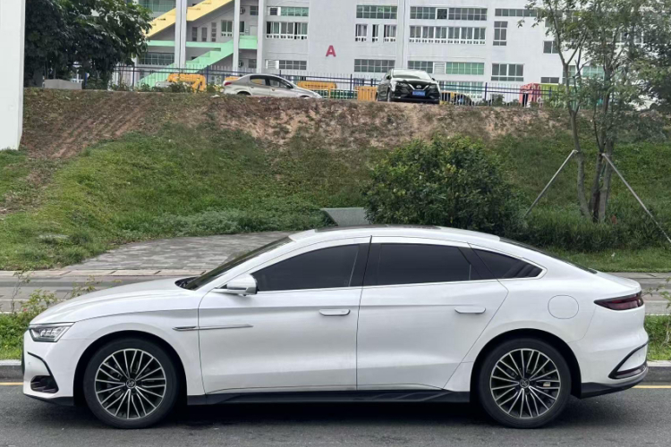 BYD Han 2022 car image #6