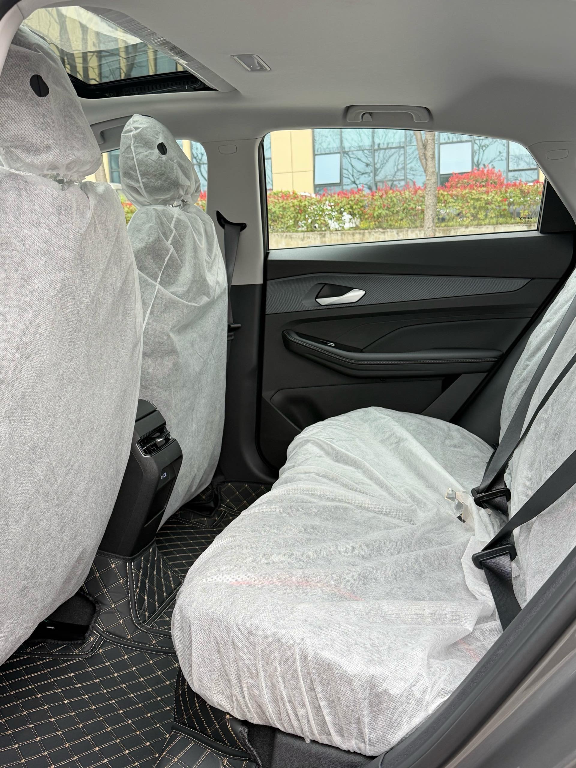 GEELY Binray 2026 image de voiture #3