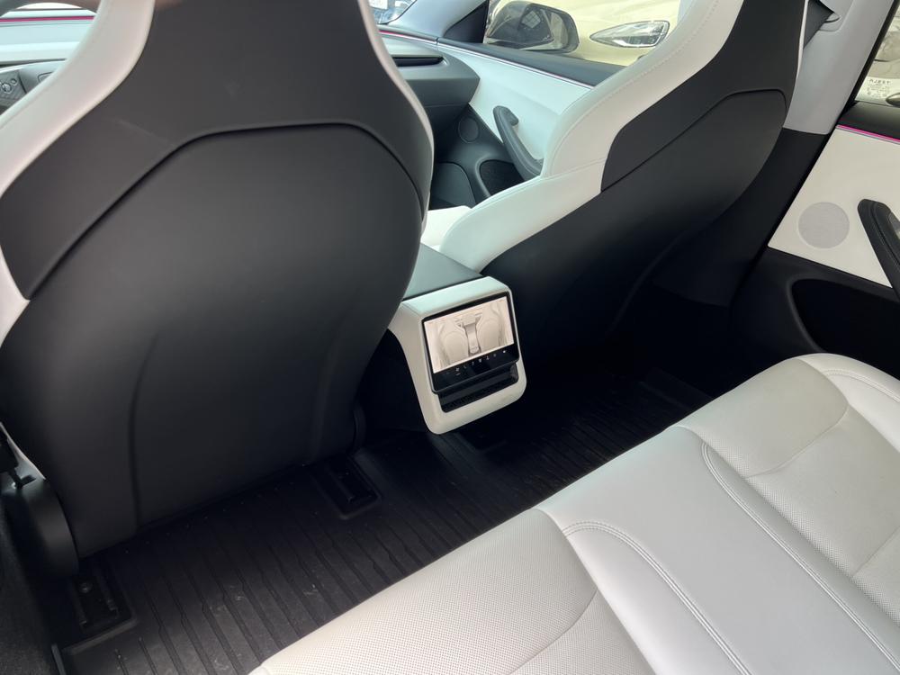 Tesla Model 3 2024 #15 Tesla Model 3 2024 car image #15