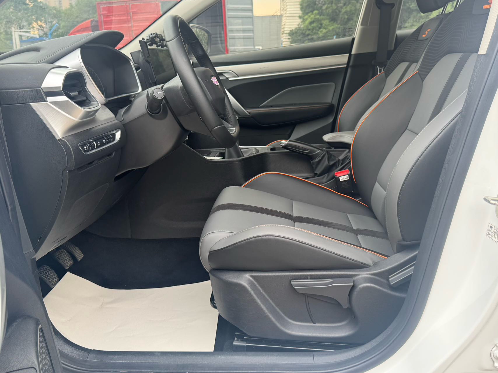 GEELY Coolray 2023 #3 GEELY Coolray 2023 imagem de carro #3