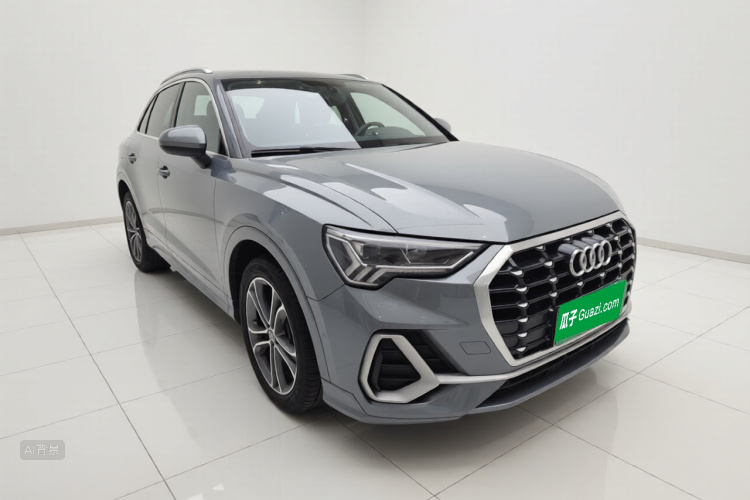 Audi Q3 2021 car image #4