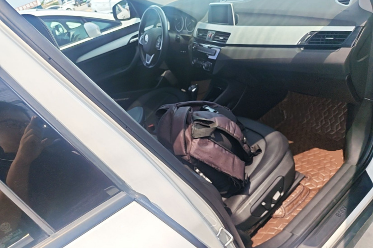 BMW X1 2019 #25 BMW X1 2019 car image #25