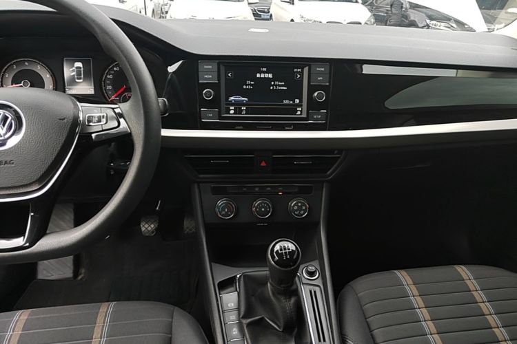 Volkswagen Lavida 2021 car image #13