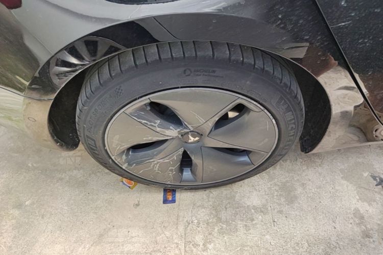 Tesla Model 3 2020 immagine di auto #10