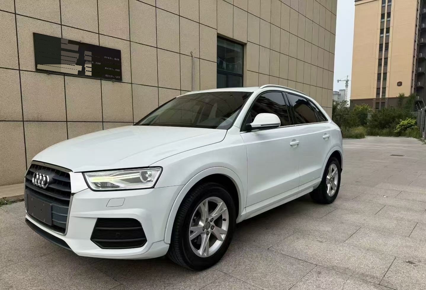 Audi Q3 2016 car image 
