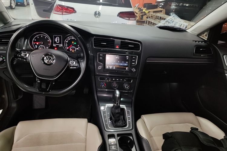 Volkswagen Golf 2018 #18 Volkswagen Golf 2018 car image #18