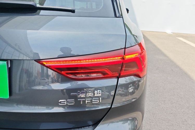 Audi Q3 2021 #8 Audi Q3 2021 car image #8