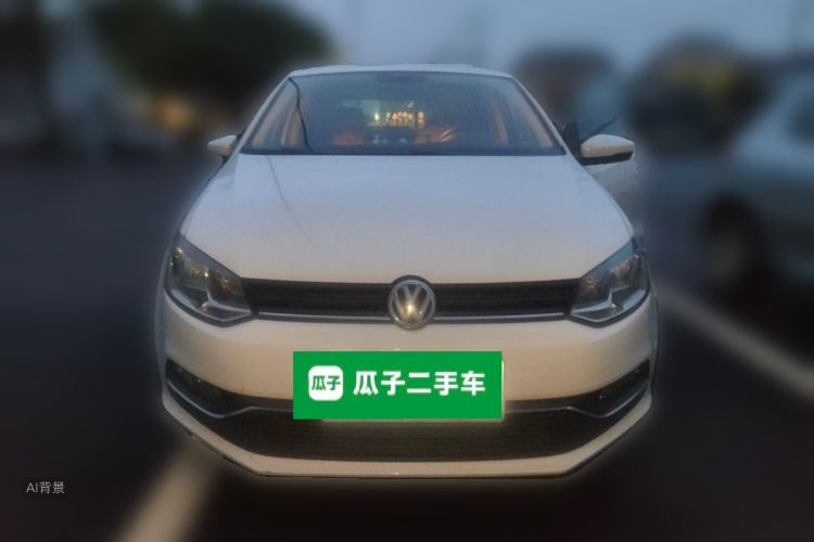Volkswagen Polo 2015 car image #3