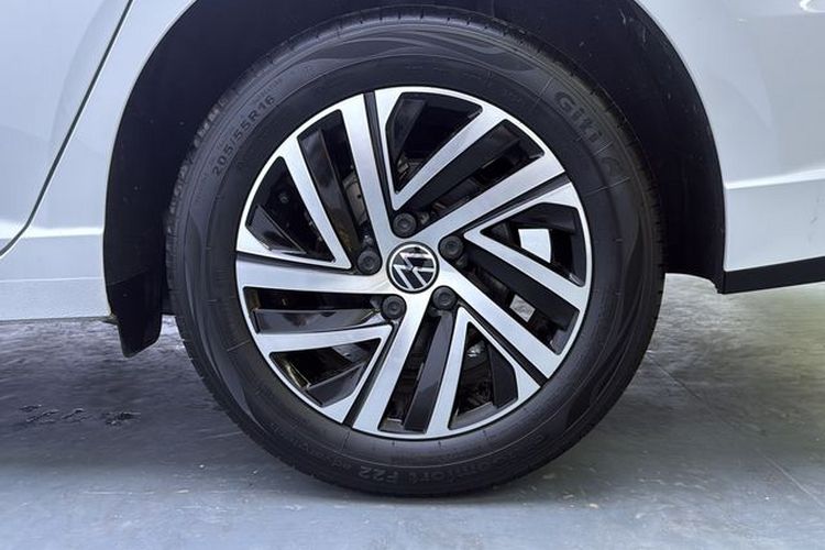 Volkswagen Lavida 2025 #12 Volkswagen Lavida 2025 car image #12
