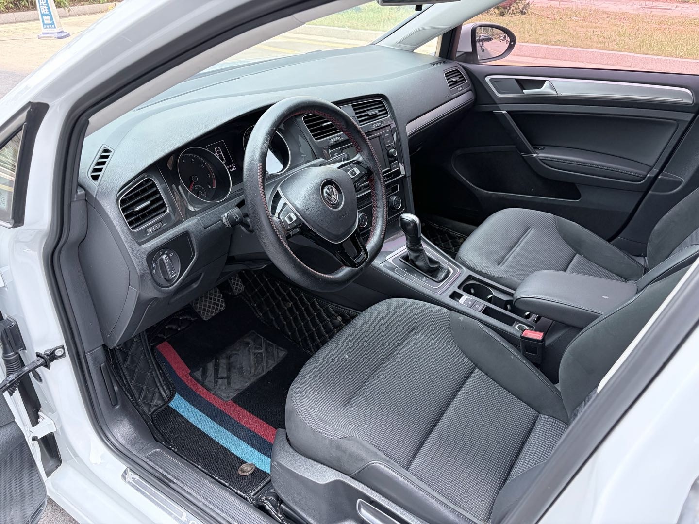 Volkswagen Golf 2018 #5 Volkswagen Golf 2018 car image #5