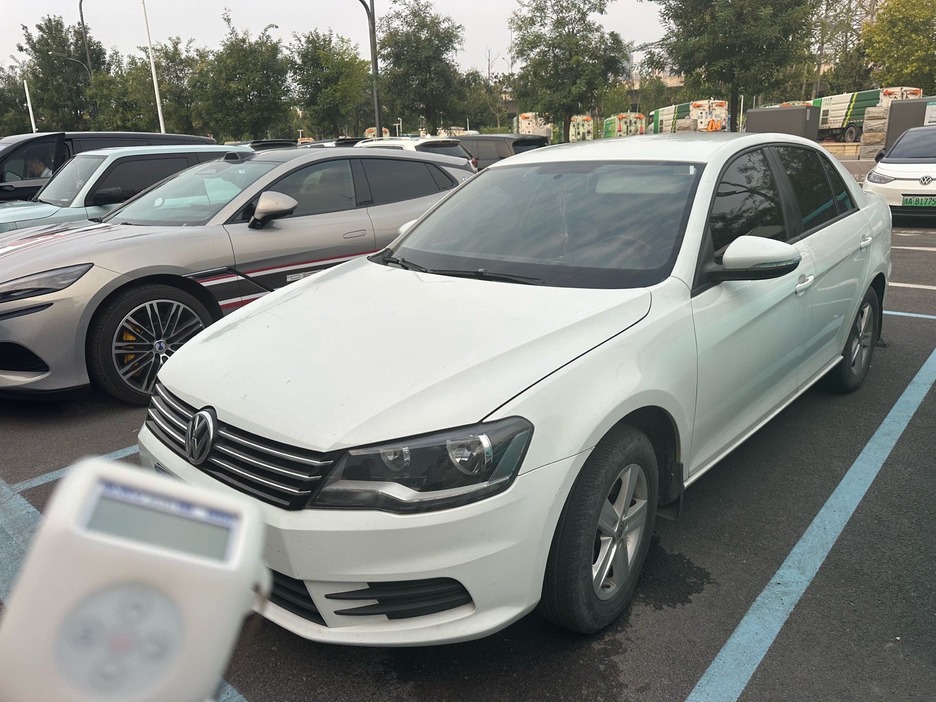Volkswagen Bora 2013 car image 