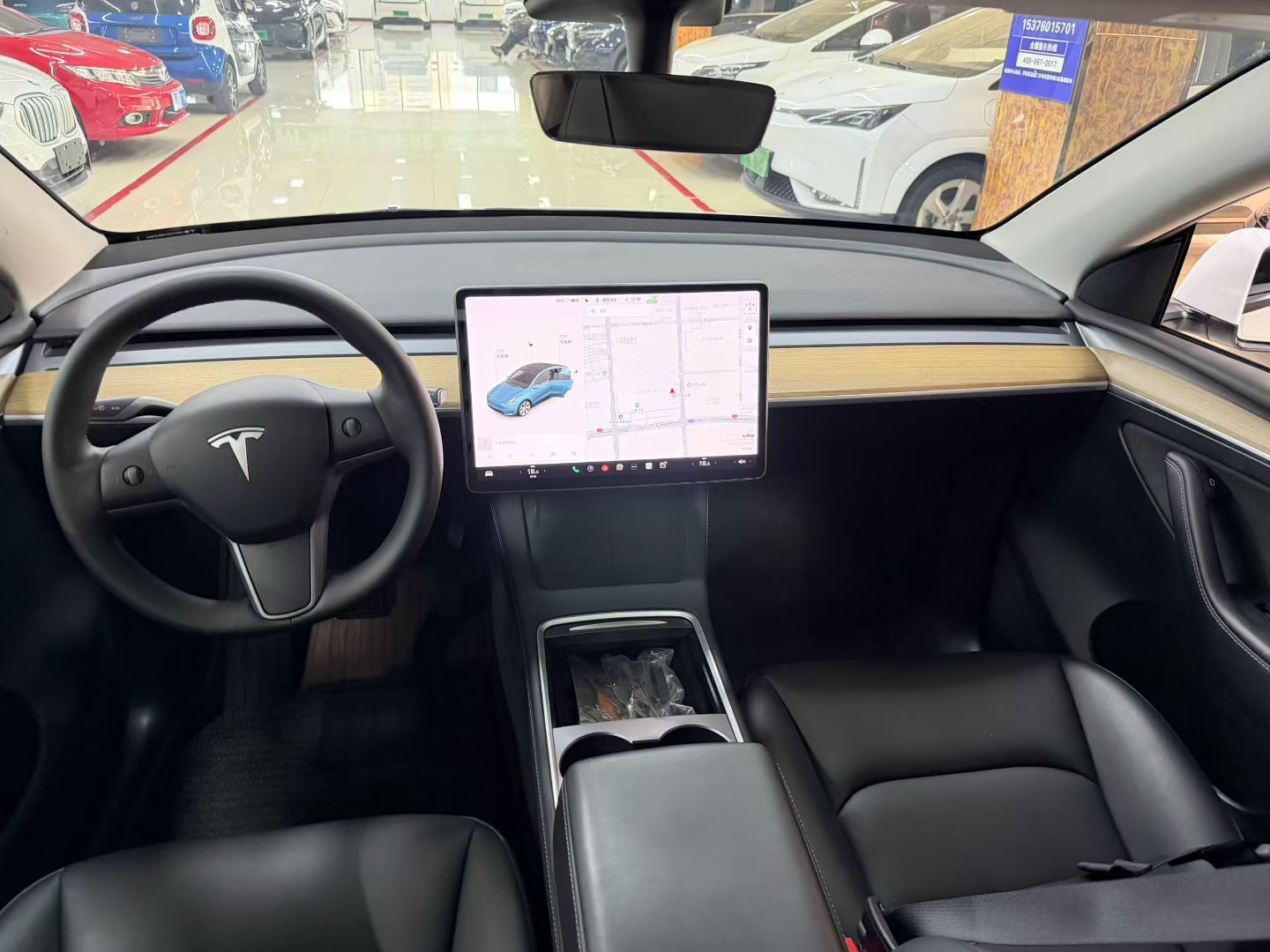 Tesla Model Y 2021 car image #8
