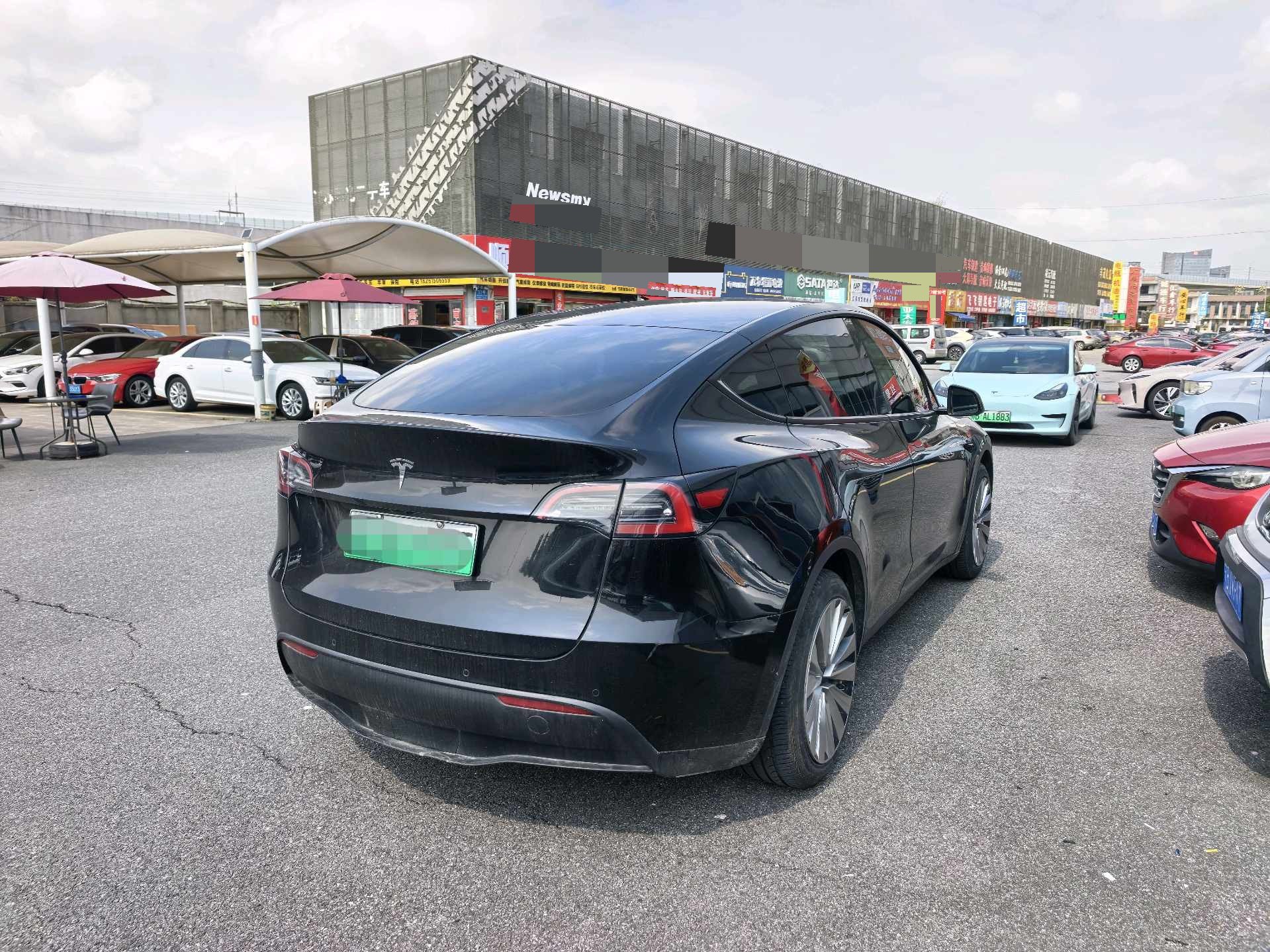 Tesla Model Y 2022 #3 Tesla Model Y 2022 car image #3