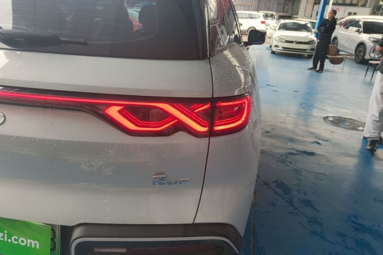 BYD YuanUP 2024 #8 BYD YuanUP 2024 car image #8