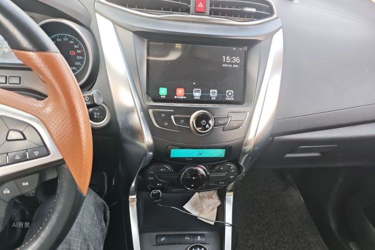 BYD Yuan 2016 #15 BYD Yuan 2016 car image #15