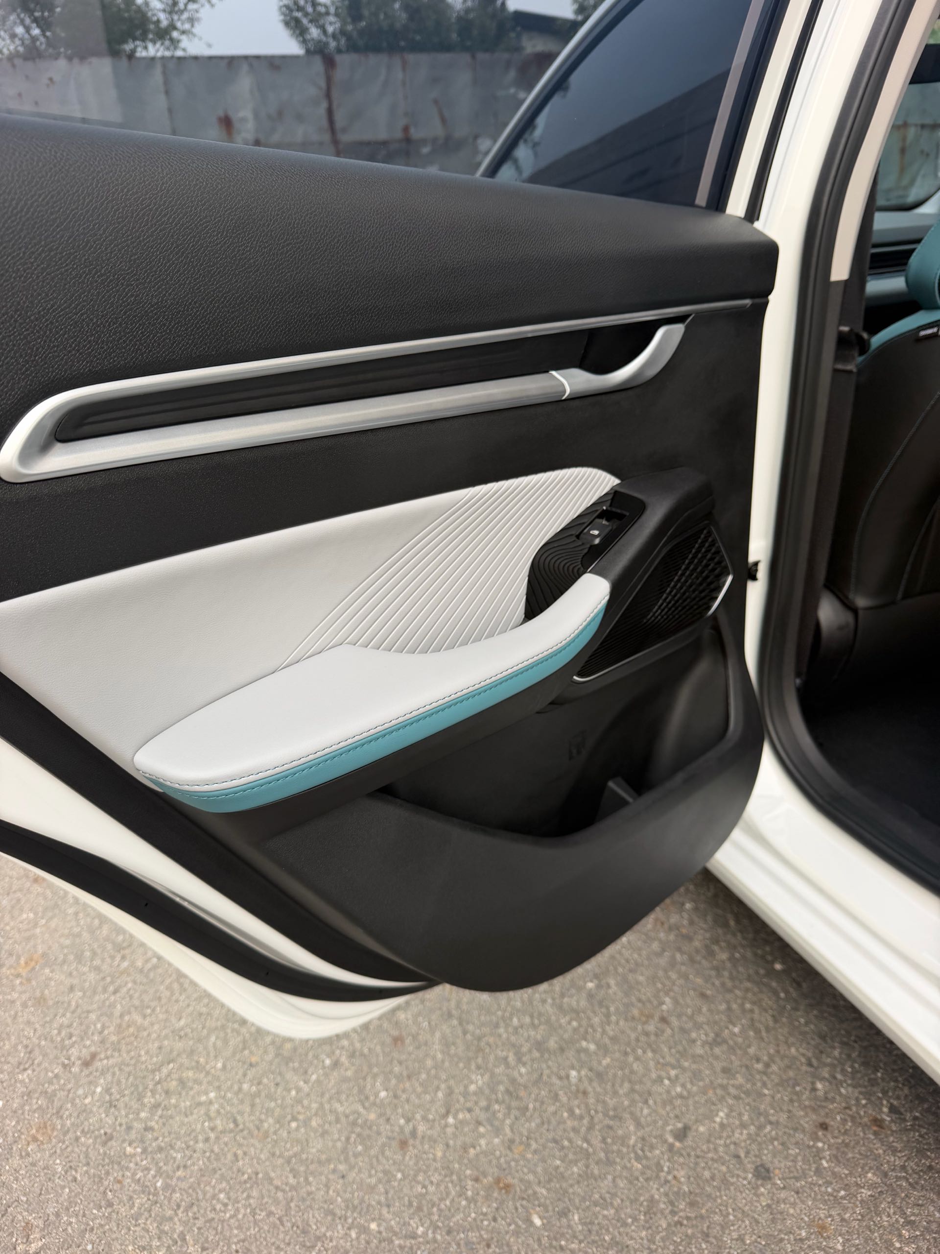 GEELY Emgrand 2023 #13 GEELY Emgrand 2023 car image #13