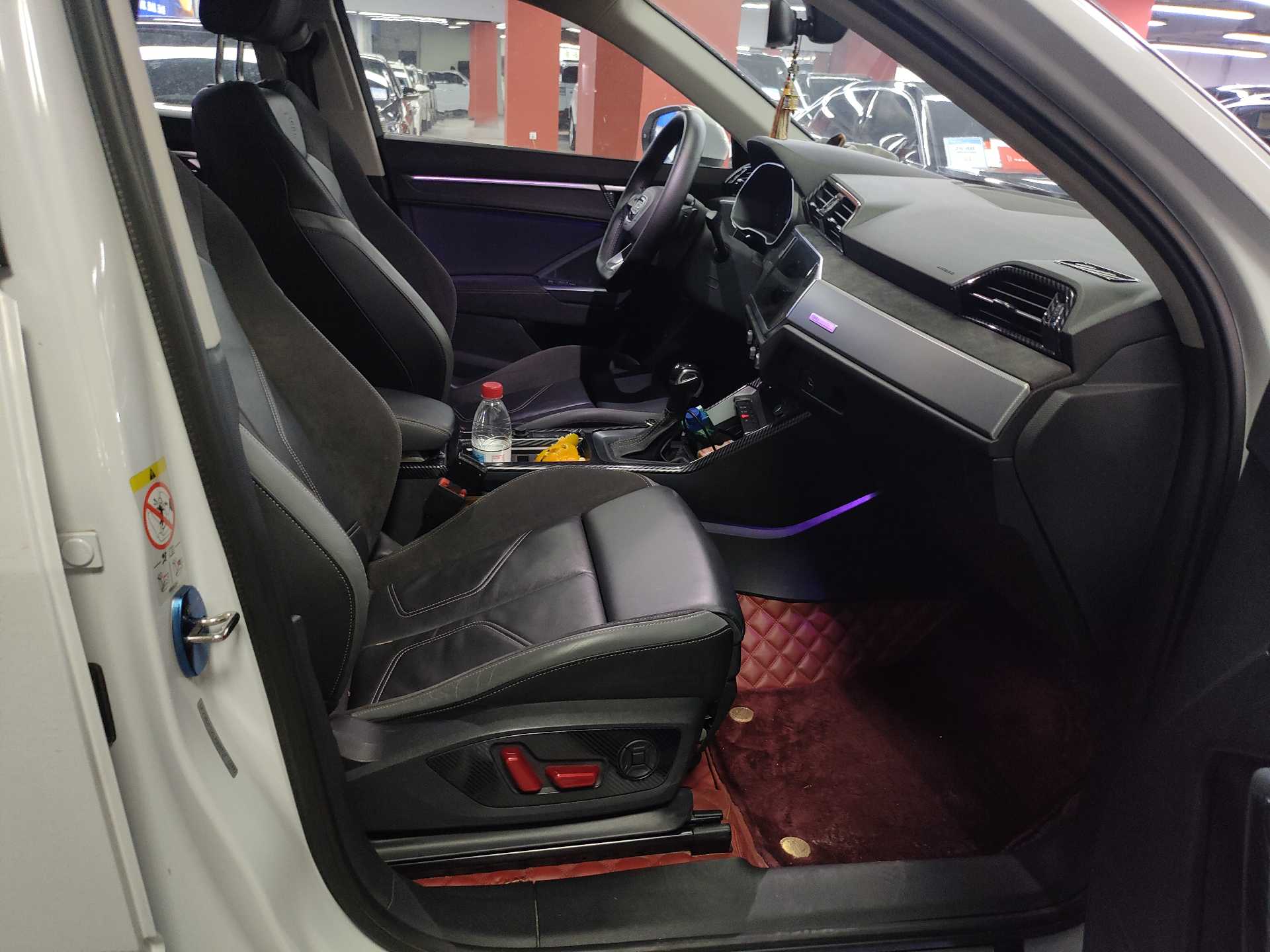 Audi Q3 2021 car image #6