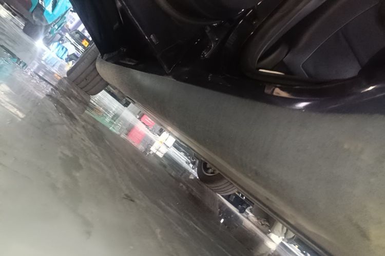 Tesla Model Y 2024 car image #25