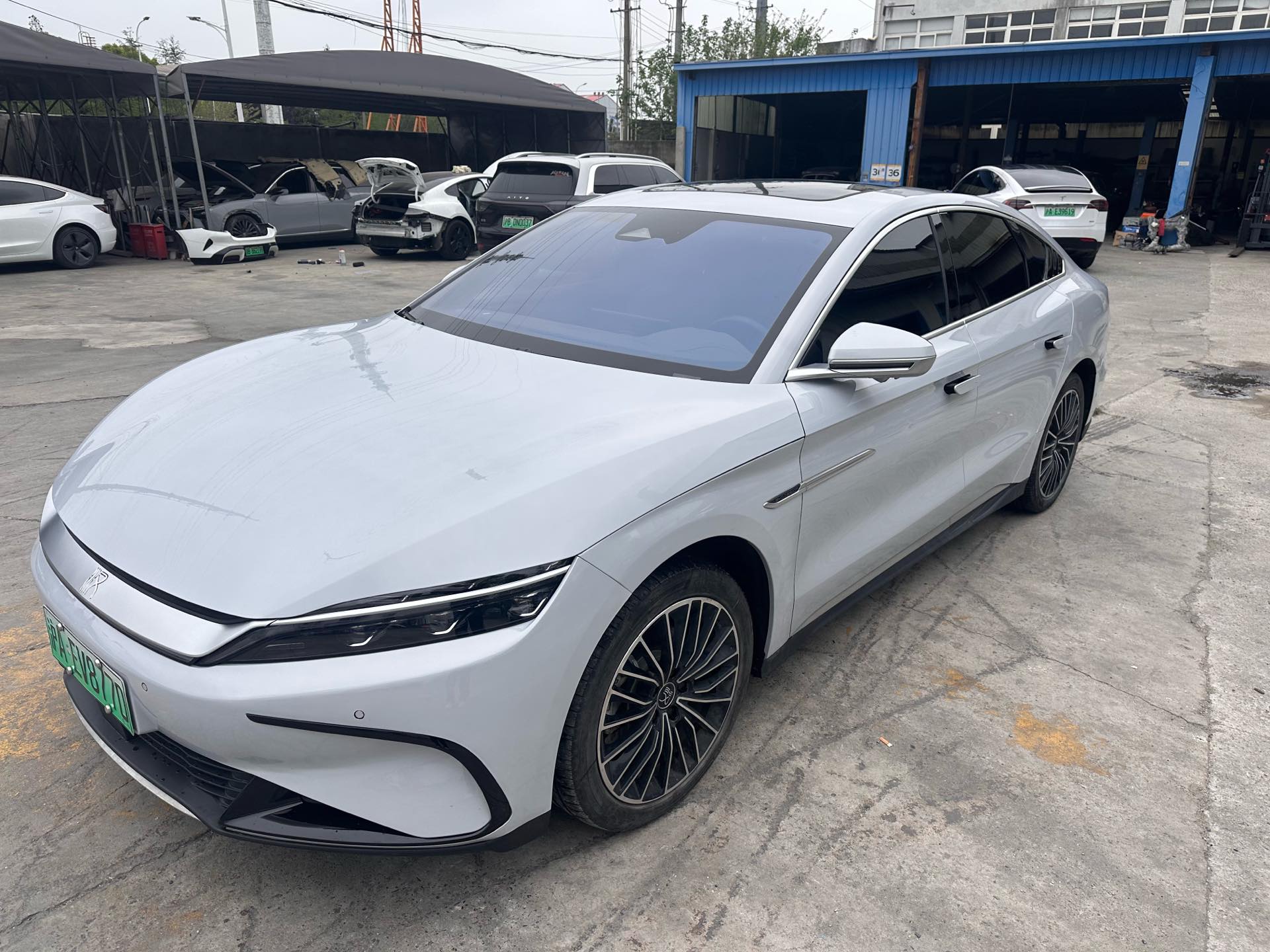 BYD Han 2024 car image 