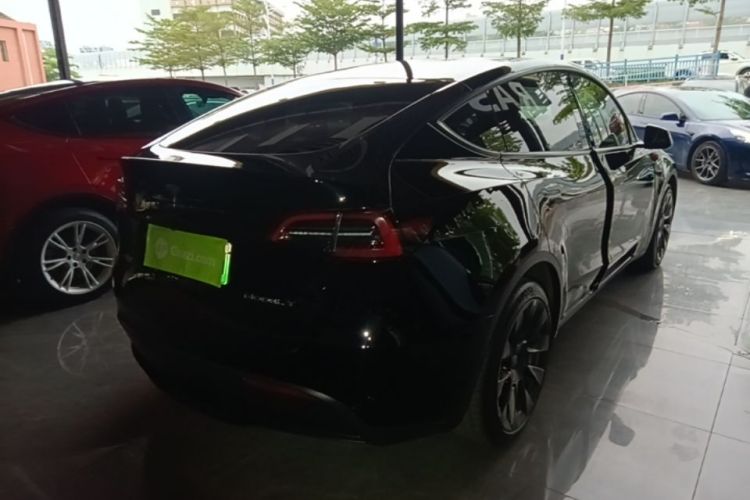 Tesla Model Y 2021 #7 Tesla Model Y 2021 car image #7