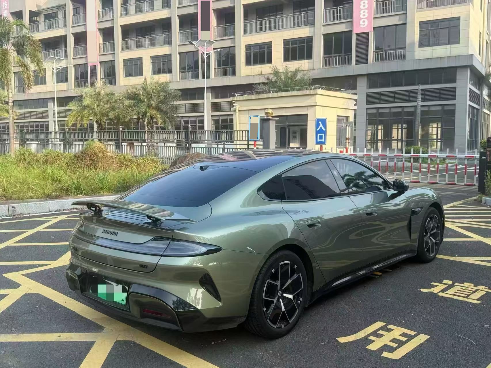 MI SU7 2025 car image #7