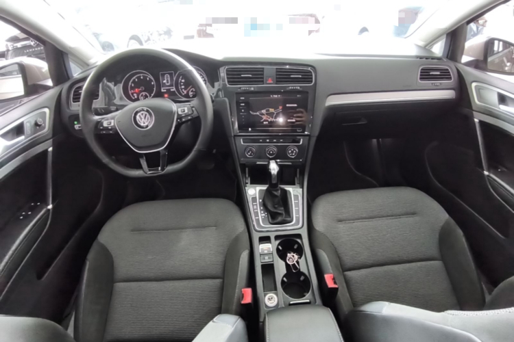 Volkswagen Golf 2020 #10 Volkswagen Golf 2020 car image #10