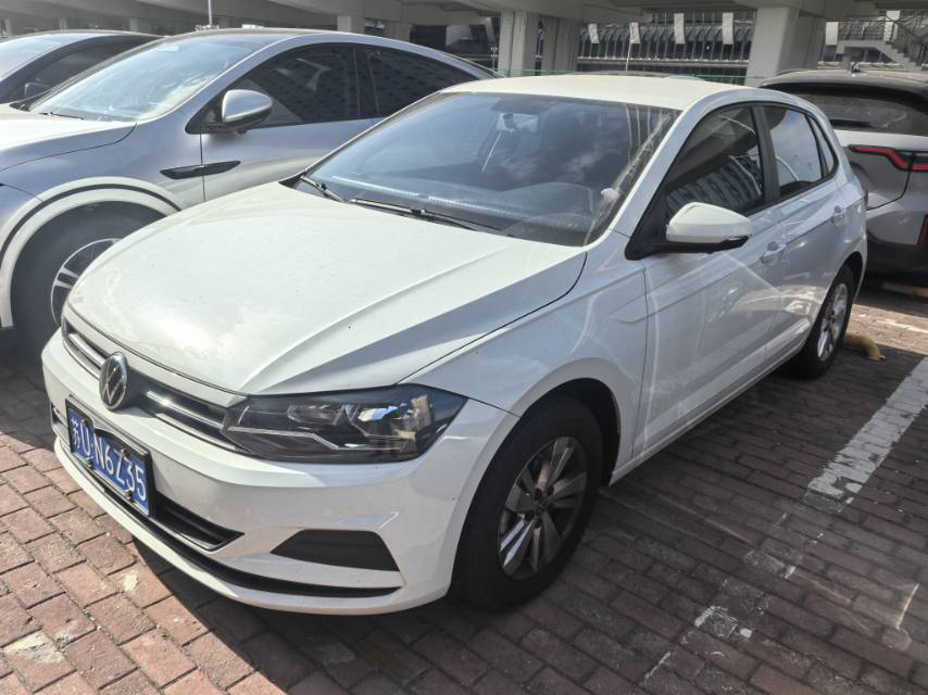 Volkswagen Polo 2023 car image 