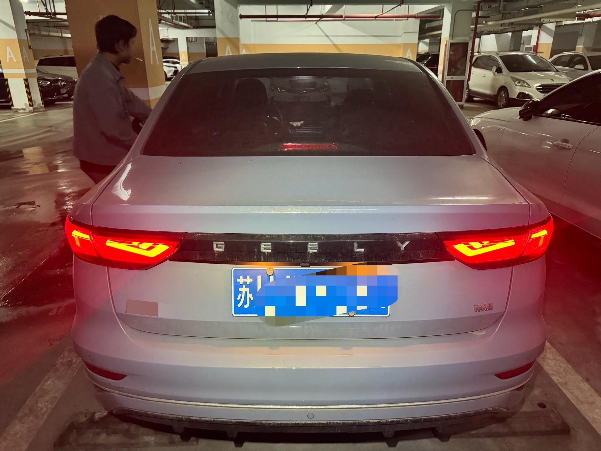 GEELY Emgrand 2023 изображение автомобиля #6