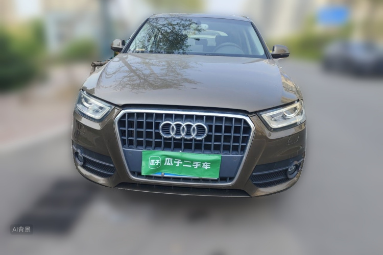 Audi Q3 2015 car image #3