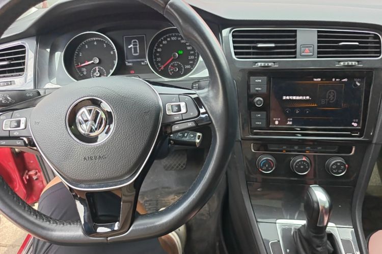 Volkswagen Golf 2019 #10 Volkswagen Golf 2019 car image #10