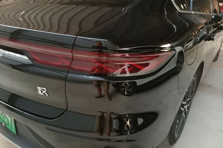 BYD Han 2024 car image #8