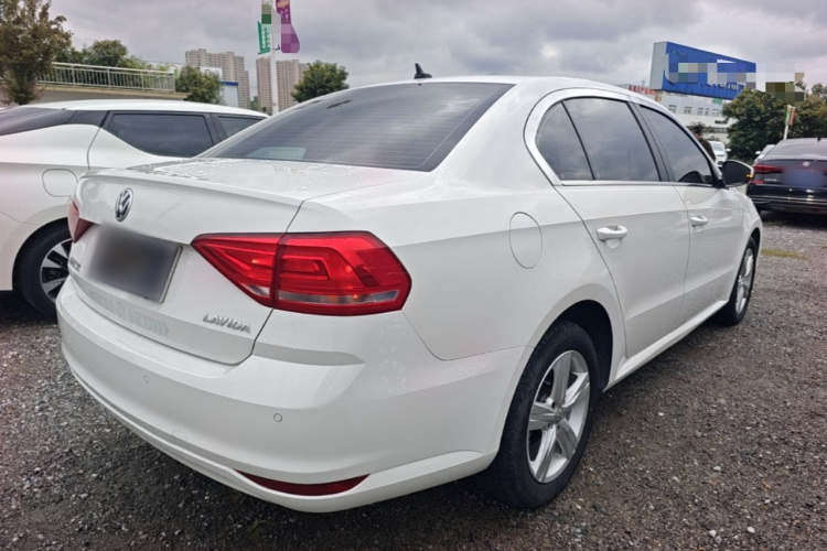 Volkswagen Lavida 2019 #7 Volkswagen Lavida 2019 car image #7
