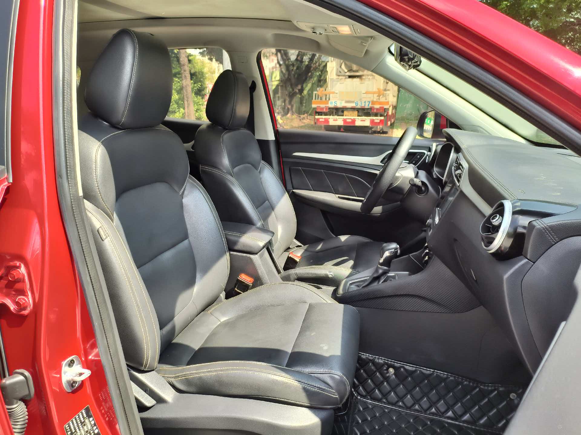 MG ZS 2018 #7 MG ZS 2018 car image #7