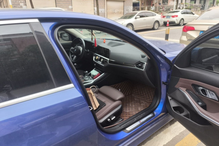 BMW 3 Series 2020 #27 BMW 3 Series 2020 car image #27